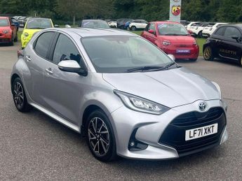 Toyota Yaris 1.5 VVT-h Design E-CVT Euro 6 (s/s) 5dr