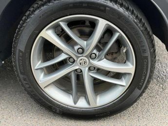 MG MG HS 1.5 T-GDI Exclusive DCT Euro 6 (s/s) 5dr