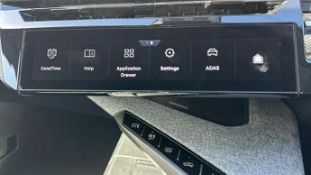 Peugeot E-3008 73kWh Allure SUV 5dr Electric Auto (210 ps)