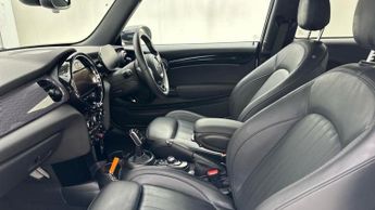 MINI Hatch 1.5 Cooper Exclusive Hatchback 3dr Petrol Steptronic Euro 6 (s/s