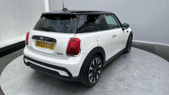 MINI Hatch 1.5 Cooper Exclusive Hatchback 3dr Petrol Steptronic Euro 6 (s/s