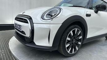 MINI Hatch 1.5 Cooper Exclusive Hatchback 3dr Petrol Steptronic Euro 6 (s/s