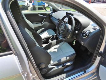 Audi A1 1.4 TFSI Sport Sportback 5dr Petrol S Tronic Euro 5 (s/s) (122 p