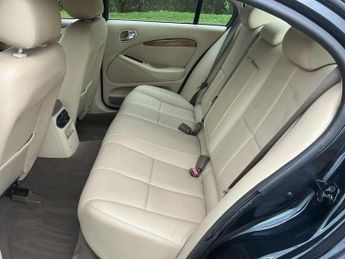 Jaguar S-Type 2.7d V6 SE 4dr Auto