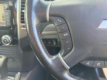 Mitsubishi Shogun 3.2 DI-DC SG3 Auto 4WD Euro 6 5dr LWB