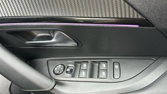 Peugeot E-2008 54kWh GT SUV 5dr Electric Auto (7kW Charger) (156 ps)