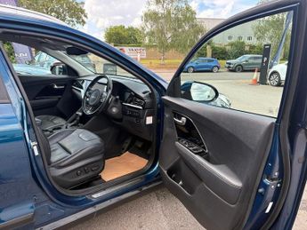Kia Niro 1.6 GDi 3