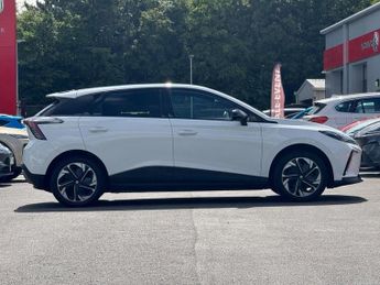 MG MG4 64kWh Trophy Long Range Auto 5dr