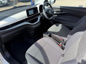 Fiat 500e 42kWh Icon Hatchback 3dr Electric Auto (118 ps)