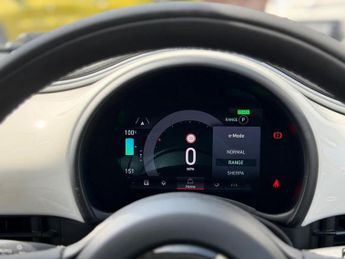 Fiat 500e 42kWh Icon Hatchback 3dr Electric Auto (118 ps)