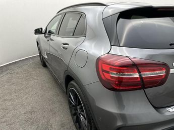Mercedes-Benz Gla 250 Amg Line Premium+