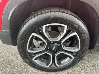 Jeep Avenger 54kWh e-Summit Auto 5dr