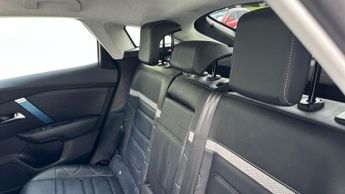 Citroen e-C4 50kWh Shine Plus Hatchback 5dr Electric Auto (7.4kW Charger) (13