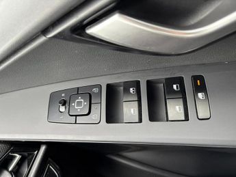 Kia Niro 64.8 kWh 2