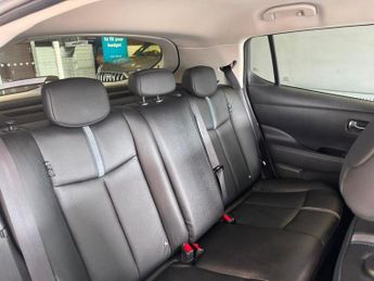 Nissan Leaf 39kWh Tekna Hatchback 5dr Electric Auto