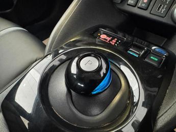 Nissan Leaf 39kWh Tekna Hatchback 5dr Electric Auto