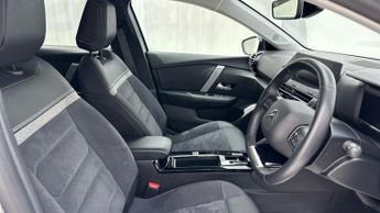Citroen C4 1.2 PureTech MAX Hatchback 5dr Petrol EAT8 Euro 6 (s/s) (130 ps)