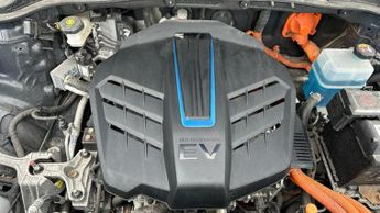 Hyundai KONA 64kWh Premium SUV 5dr Electric Auto (10.5kW Charger) (204 ps)