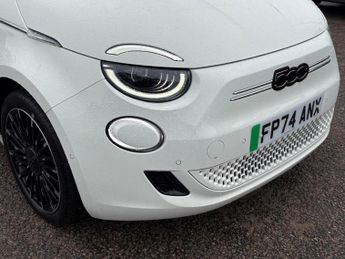 Fiat 500e 42kWh La Prima Hatchback 3dr Electric Auto (118 ps)