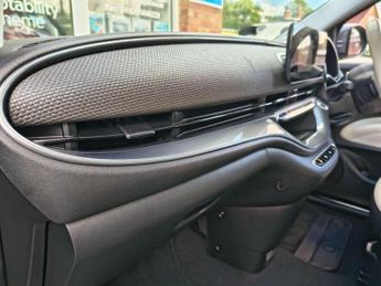 Fiat 500e 42kWh La Prima Hatchback 3dr Electric Auto (118 ps)