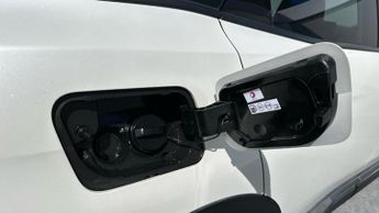 Peugeot 3008 1.6 PureTech Allure SUV 5dr Petrol EAT Euro 6 (s/s) (180 ps)
