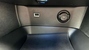 Peugeot 3008 1.6 PureTech Allure SUV 5dr Petrol EAT Euro 6 (s/s) (180 ps)