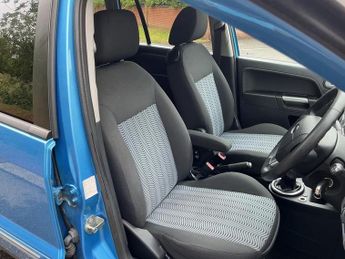 Ford Fusion 1.6 Titanium 5dr
