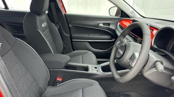 Fiat 600 1.2 MHEV SUV 5dr Petrol Hybrid e-DCT Euro 6 (s/s) (100 ps)