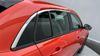 Fiat 600 1.2 MHEV SUV 5dr Petrol Hybrid e-DCT Euro 6 (s/s) (100 ps)