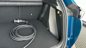 Peugeot E-2008 54kWh GT SUV 5dr Electric Auto (7kW Charger) (156 ps)
