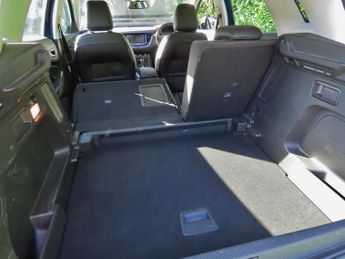 Vauxhall Grandland X 1.2 Turbo GPF Tech Line Nav SUV 5dr Petrol Auto Euro 6 (s/s) (13