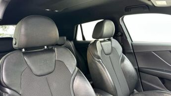 Audi Q2 1.5 TFSI CoD 35 S line SUV 5dr Petrol S Tronic Euro 6 (s/s) (150
