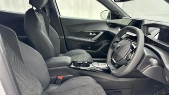 Peugeot E-2008 54kWh GT Premium SUV 5dr Electric Auto (7kW Charger) (156 ps)