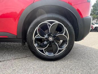 Alfa Romeo Junior 54kWh Elettrica Speciale Auto 5dr