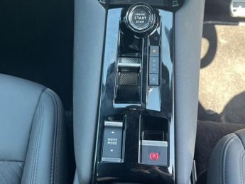 Alfa Romeo Junior 54kWh Elettrica Veloce Auto 5dr