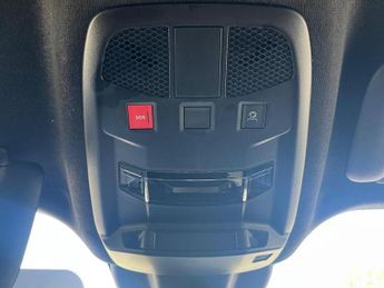 Alfa Romeo Junior 54kWh Elettrica Veloce Auto 5dr