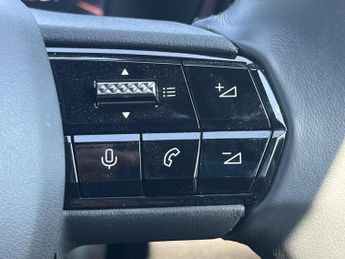 Alfa Romeo Junior 54kWh Elettrica Veloce Auto 5dr
