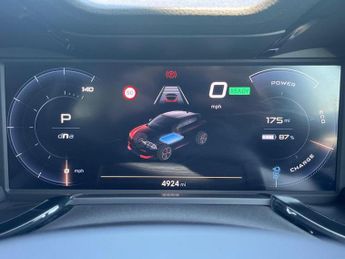 Alfa Romeo Junior 54kWh Elettrica Veloce Auto 5dr