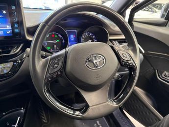 Toyota C-HR 1.8 VVT-h Design SUV 5dr Petrol Hybrid CVT Euro 6 (s/s) (122 ps)