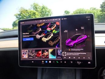 TESLA Model 3 Auto RWD 4dr