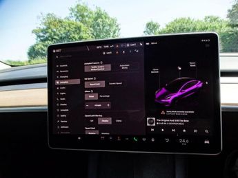 TESLA Model 3 Auto RWD 4dr