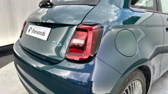 Fiat 500e 42kWh Icon Hatchback 3dr Electric Auto (118 ps)