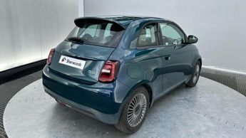 Fiat 500e 42kWh Icon Hatchback 3dr Electric Auto (118 ps)