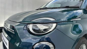 Fiat 500e 42kWh Icon Hatchback 3dr Electric Auto (118 ps)