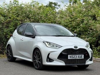 Toyota Yaris 1.5 VVT-h GR SPORT E-CVT Euro 6 (s/s) 5dr