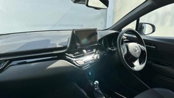 Toyota C-HR 1.8 VVT-h GPF Design SUV 5dr Petrol Hybrid CVT Euro 6 (s/s) (122