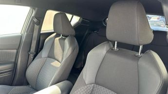 Toyota C-HR 1.8 VVT-h GPF Design SUV 5dr Petrol Hybrid CVT Euro 6 (s/s) (122