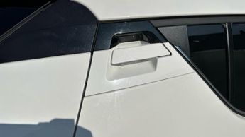 Toyota C-HR 1.8 VVT-h GPF Design SUV 5dr Petrol Hybrid CVT Euro 6 (s/s) (122