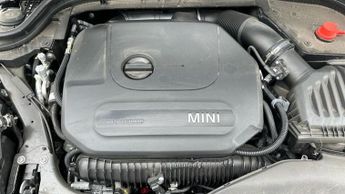 MINI Convertible 2.0 Cooper S Exclusive Convertible 2dr Petrol Steptronic Euro 6 