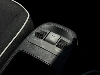 Fiat 500e 42kWh Hatchback 3dr Electric Auto (118 ps)